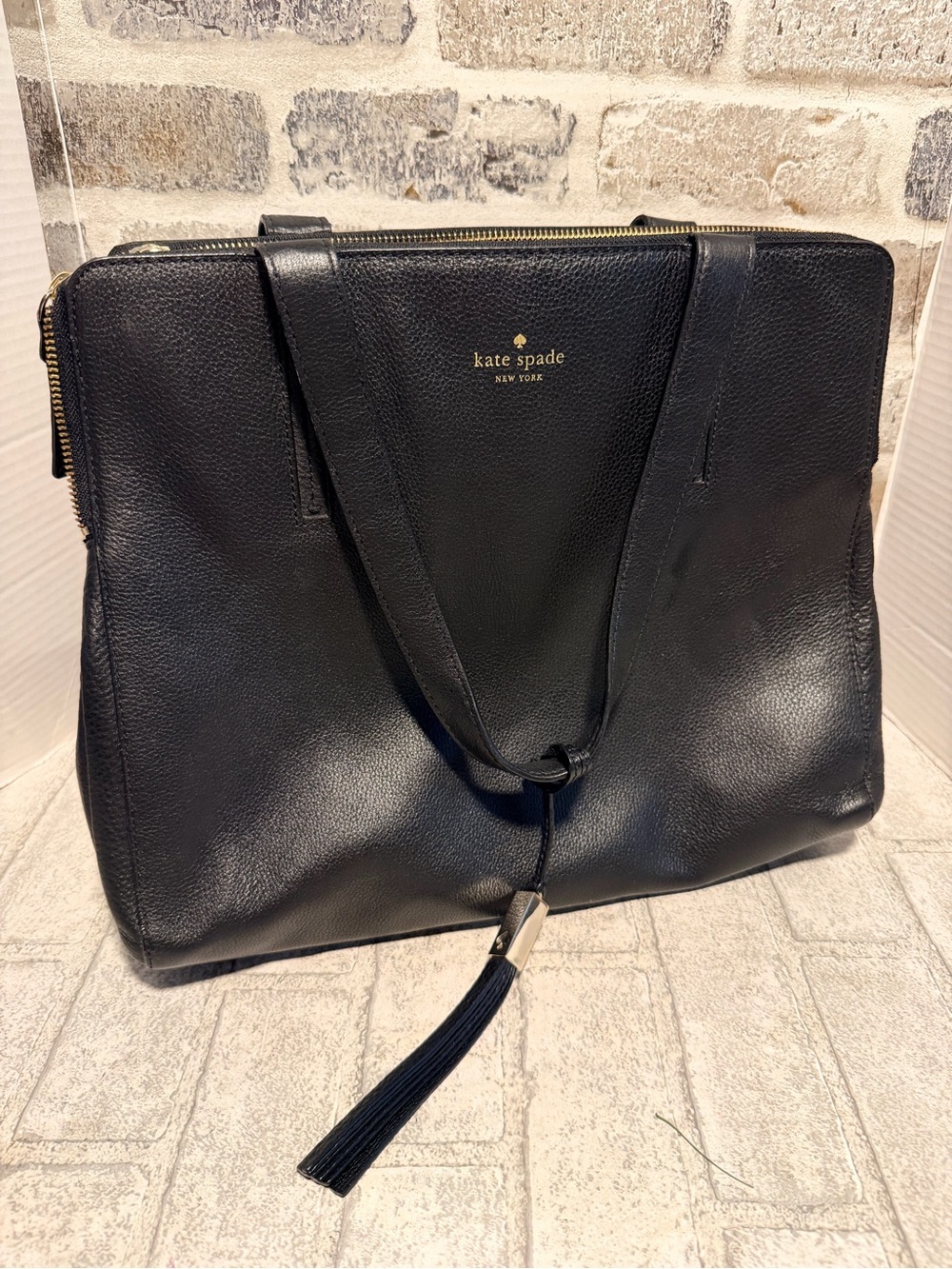 Women's Kate Spade Brennan Grey Street Black Shoulder Bag - - Picture 2 of 12